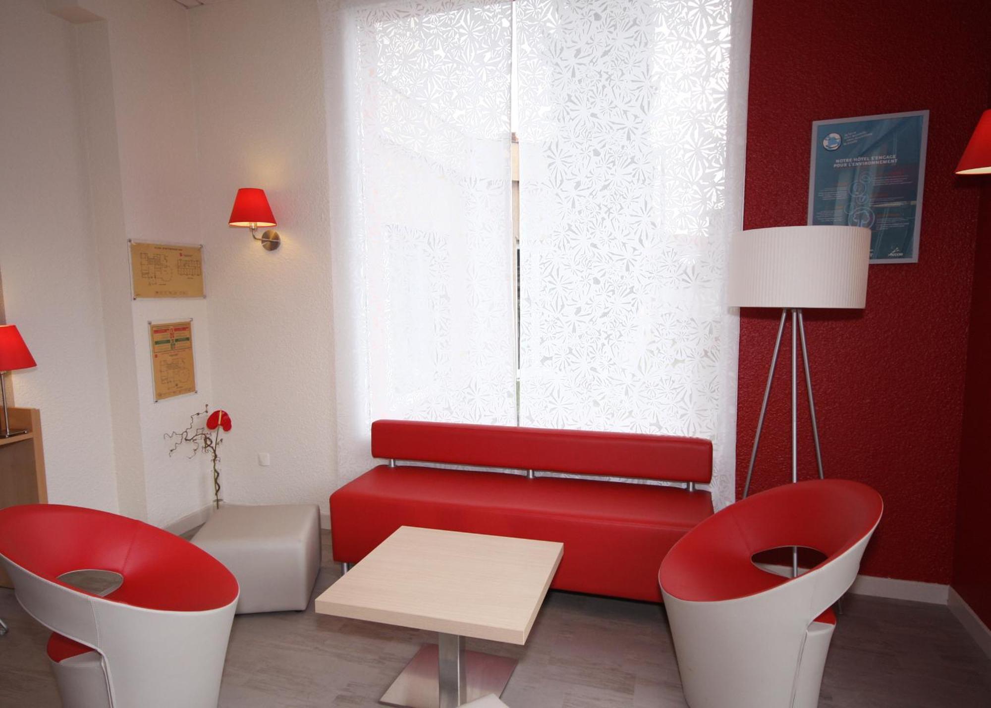 Ibis Clermont Ferrand Sud Herbet Dış mekan fotoğraf