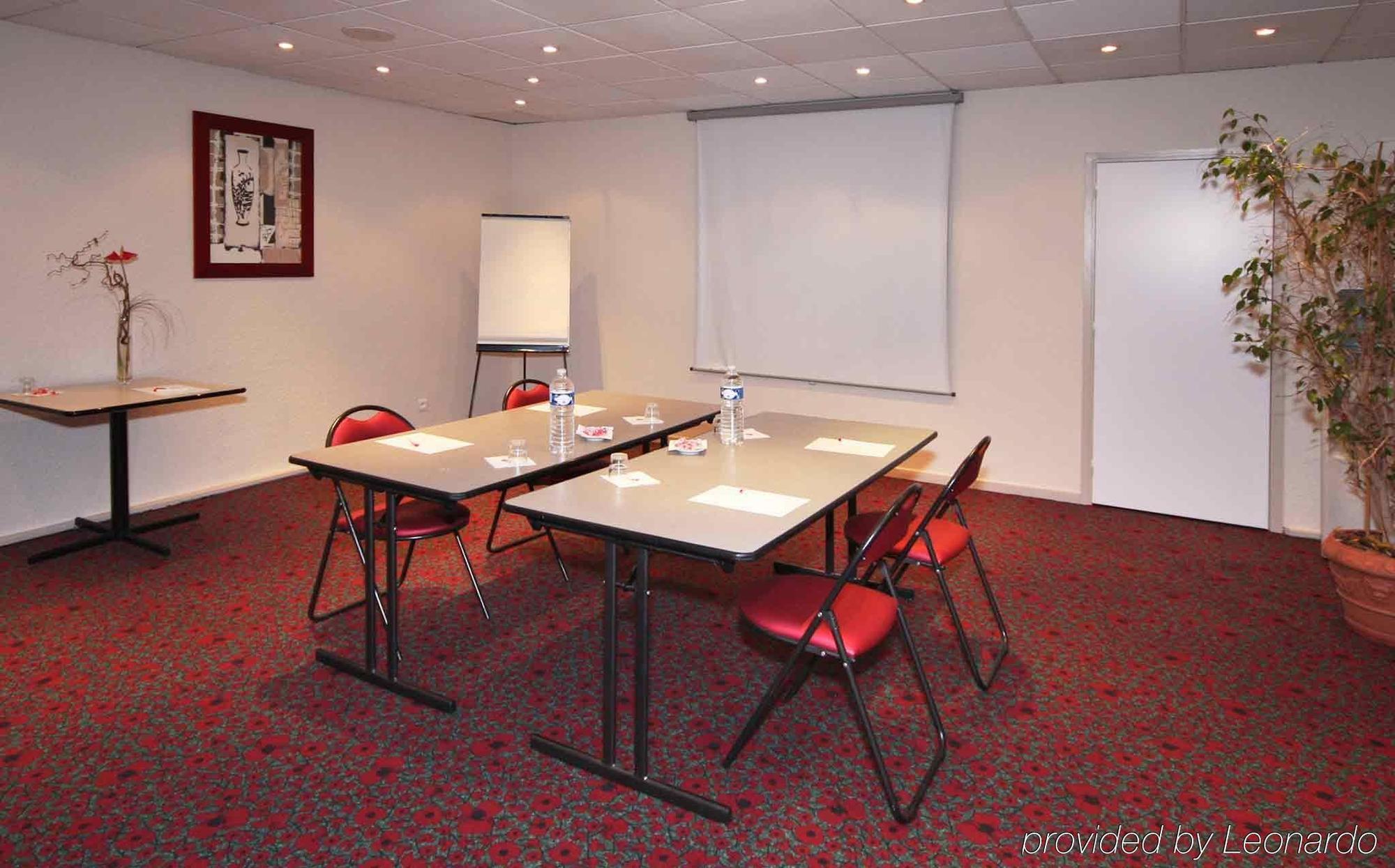 Ibis Clermont Ferrand Sud Herbet Dış mekan fotoğraf