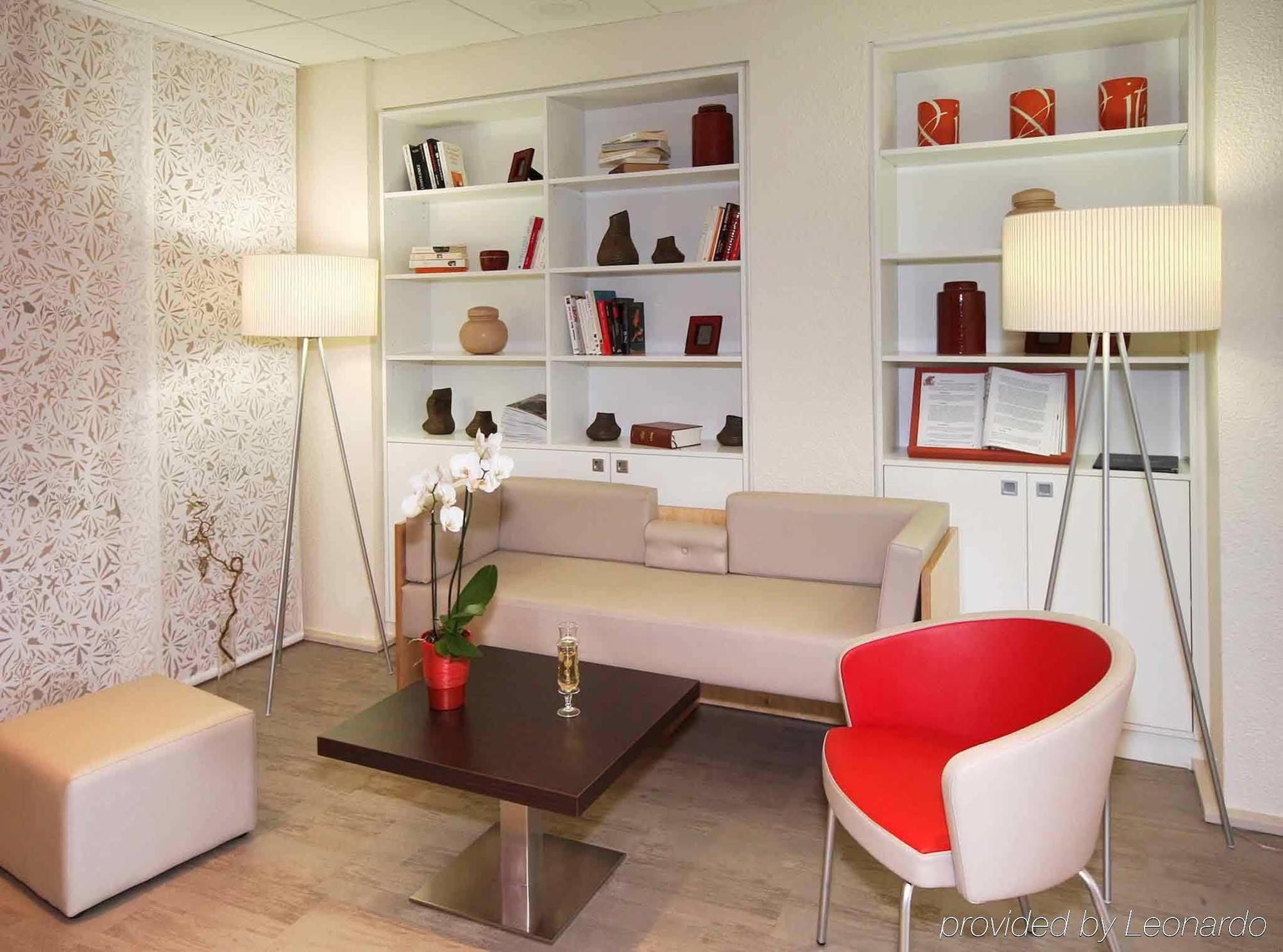 Ibis Clermont Ferrand Sud Herbet Dış mekan fotoğraf